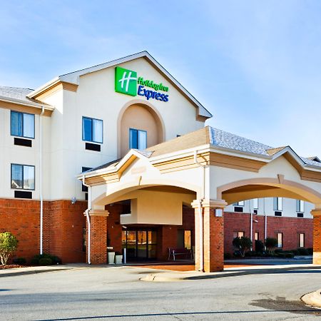 Holiday Inn Express Forest City By Ihg Kültér fotó