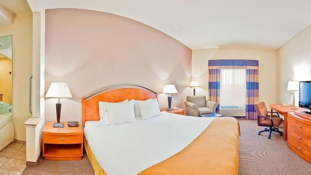 Holiday Inn Express Forest City By Ihg Kültér fotó