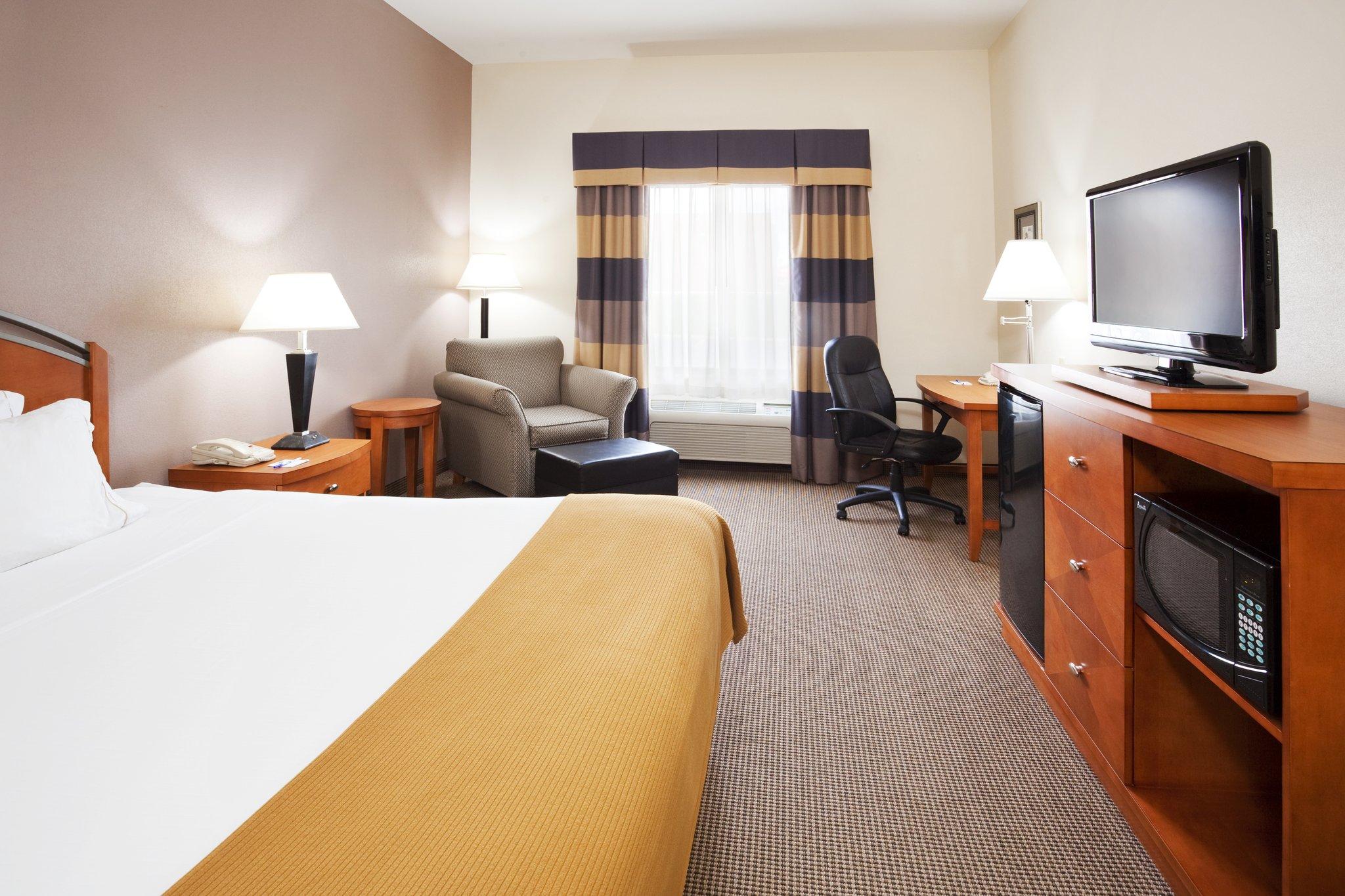 Holiday Inn Express Forest City By Ihg Kültér fotó